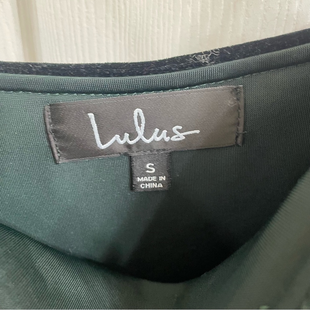 Lulu's Velvet Dress - Picture 4 of 5